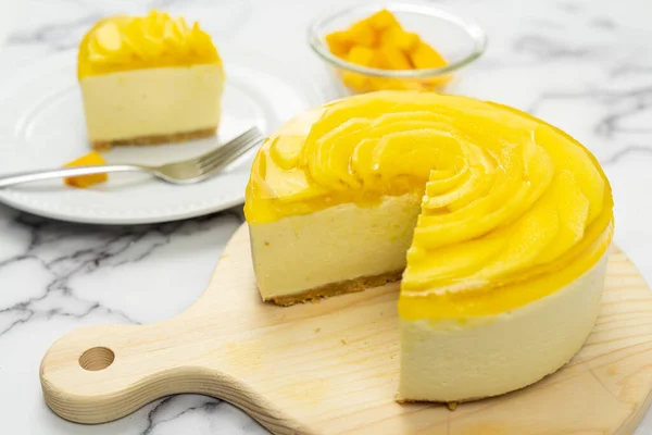 No bake mango cheesecake — Stock Photo, Image