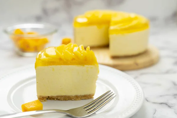 No bake mango cheesecake — Stock Photo, Image