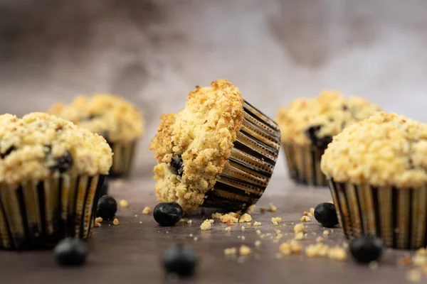 Muffin ai mirtilli con guarnizione streusel — Foto Stock