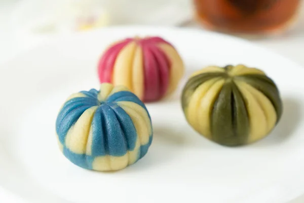 Bolo de confeitaria tradicional japonês wagashi — Fotografia de Stock