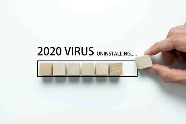Begreppet att ta bort Covid-19 virus från år 2020 — Stockfoto