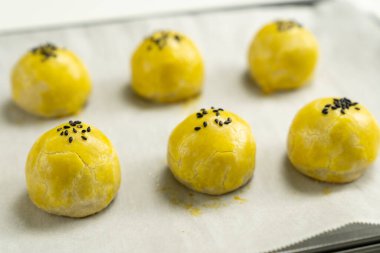 Şanghay yer elması ezmesi ve ay pastası.