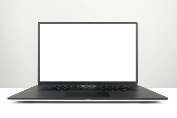 Laptop com tela em branco — Fotografia de Stock