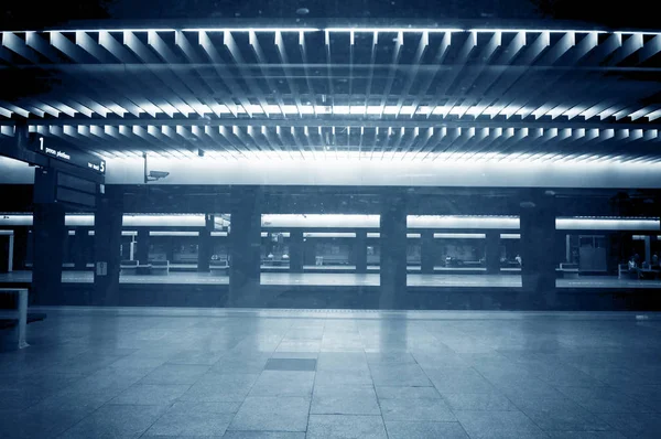 Interior Subterráneo Fondo Arquitectónico Monocromo Azul —  Fotos de Stock