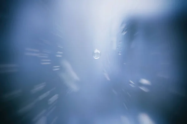 Kapky Vody Prší Hnutí Efekt Modré Pozadí Abstraktní — Stock fotografie