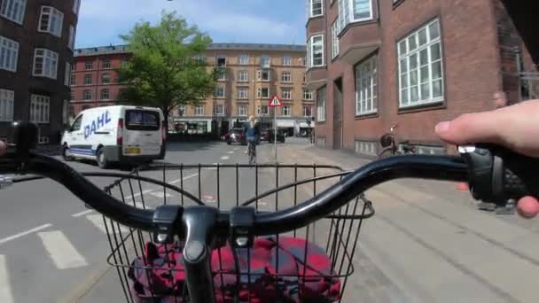 Montar en bicicleta POV — Vídeo de stock