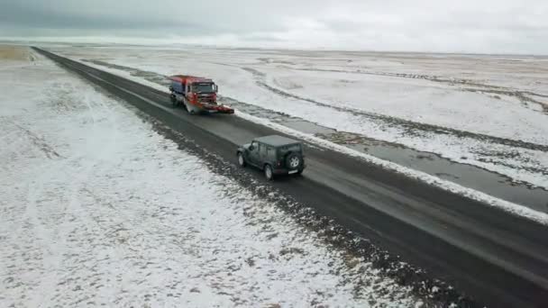 Rijden in IJslandse landschap — Stockvideo