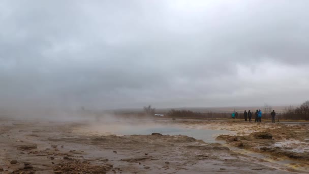 Erupting geyser in Iceland — Stock Video