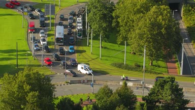 Yukarıdan şehir trafiği