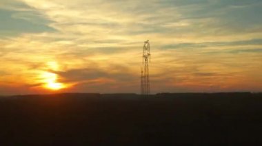 Tren yolculuğu günbatımı ışık