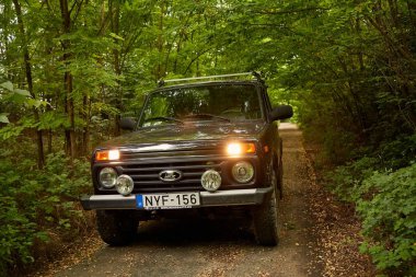 4 x 4 Lada niva