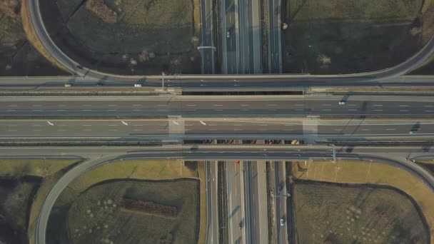 Intercambio de hojas de trébol de autopista — Vídeo de stock