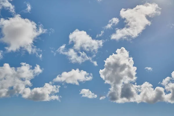 Nuvens no céu — Fotografia de Stock