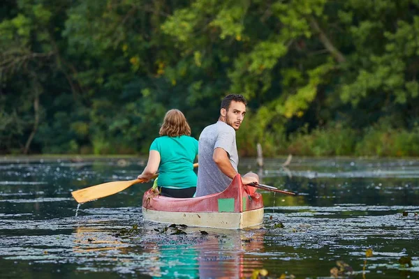 Canoe tour on a river — Stock Photo, Image