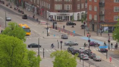 Yukarıdan şehir trafiği