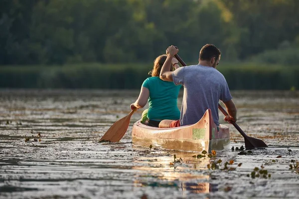 Canoe tour on a river — Stock Photo, Image