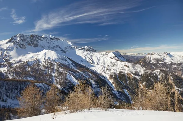 Montañas en invierno — Foto de Stock