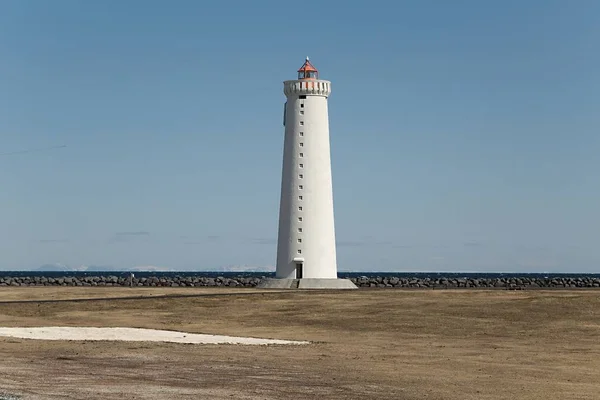 Farol branco velho — Fotografia de Stock