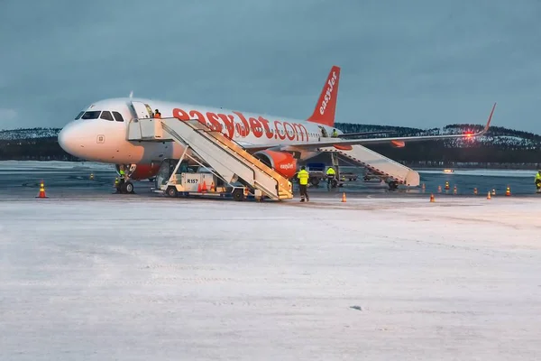 Chegando ao Aeroporto de Ivalo, Lapônia Finlandesa — Fotografia de Stock