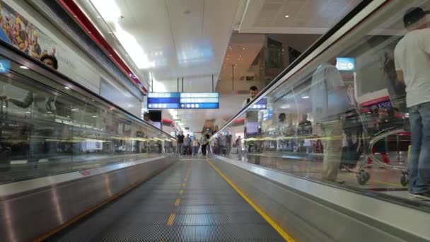 Edificio terminal aeropuerto — Vídeos de Stock