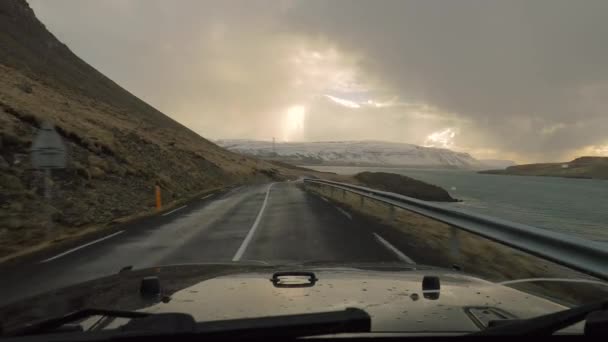 Körning på Island — Stockvideo