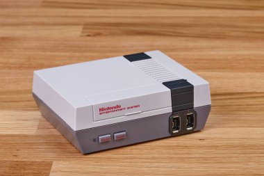 Nintengo NES klasik versiyonu