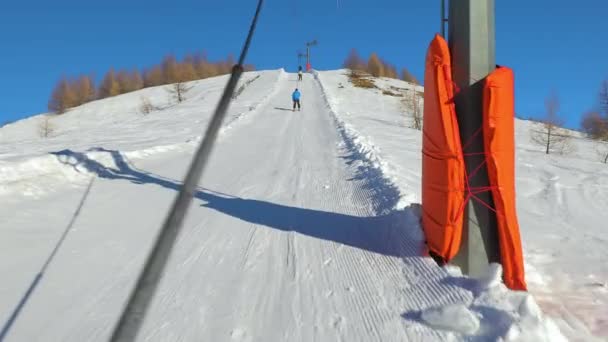 Тяга на лыжах — стоковое видео