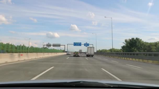 Condução de um carro — Vídeo de Stock