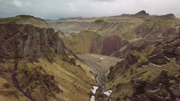 Пейзаж Исландии Кадры Воздуха Тхакгила — стоковое видео