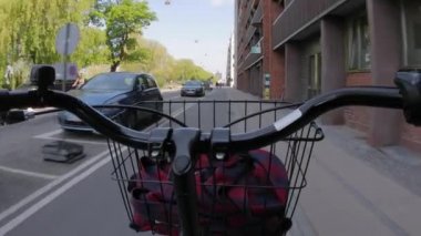 Bisiklet sürerken POV