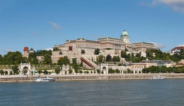 Замок Буда в Будапеште, Венгрия — стоковое фото