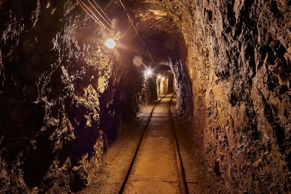 Gamla gruvan tunnel — Stockfoto