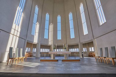 Modern Katedral İçi