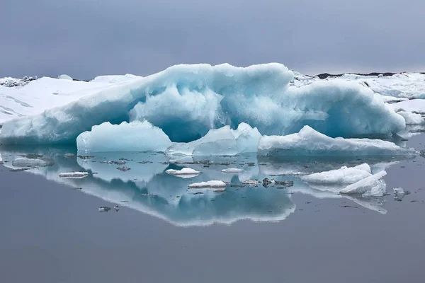 Gletschersee in Island — Stockfoto