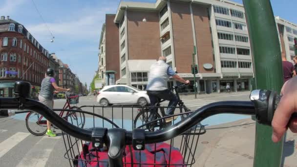 Bisiklet sürerken POV — Stok video