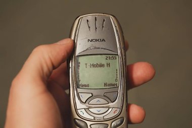 Eski Nokia cep telefonu