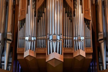 Kilise organ borular
