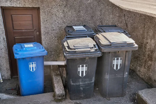 Stof bin containers — Stockfoto