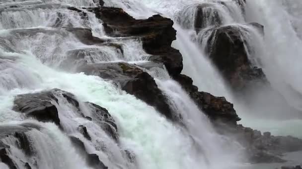 Waterval in IJsland — Stockvideo