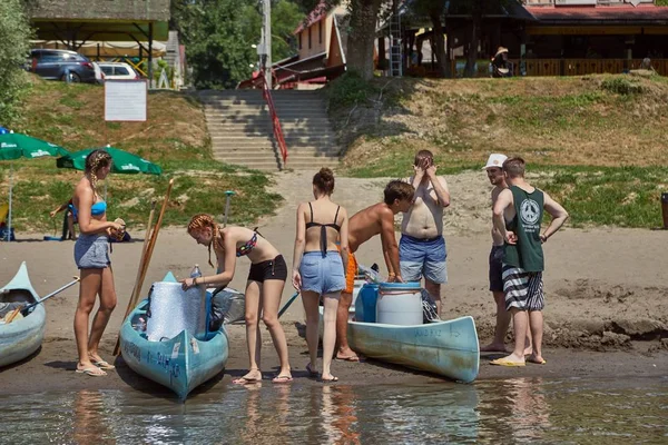 Canoe sul Fiume — Foto Stock