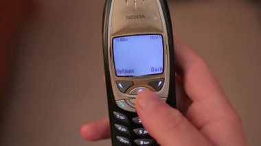 Eski telefon manifatura bahane