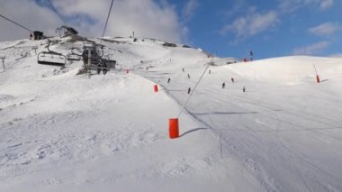 Alplerde kayak yapmak