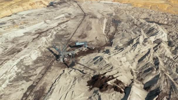 Filmagem de drones de escavação de minas de carvão — Vídeo de Stock