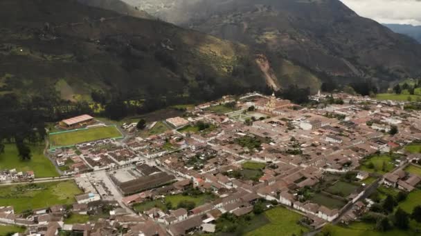 Horská vesnice EL Cocuy v Kolumbii — Stock video