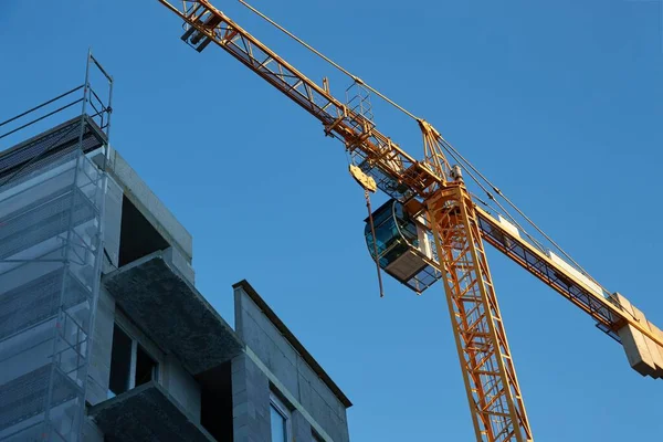 Urban Building Construction With Crane — Stock Photo, Image
