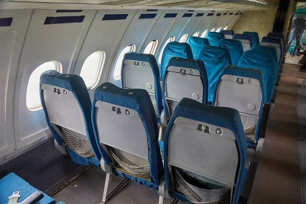 Repülőgép belső, régi ülések — Stock Fotó