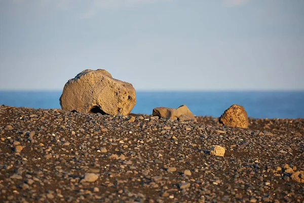Iceland landscape with volcanic rocks — Stock Photo, Image
