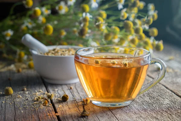 Healthy Chamomile Tea Mortar Daisy Herbs Wooden Table — Stock Photo, Image