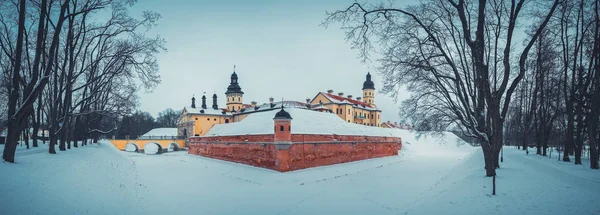 Park Ňasviž City Zimě Bělorusko — Stock fotografie