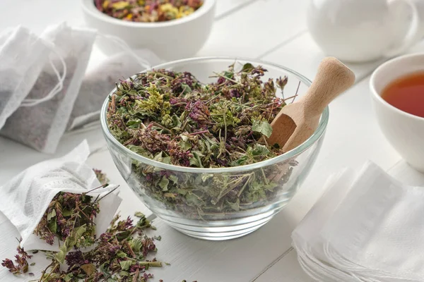 Bowl Dry Origanum Vulgare Flowers Tea Bags Filled Wild Marjoram — Stock Photo, Image